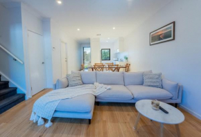 Modern Townhouse, Close to beach